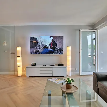 Seaside Seaside 18 *